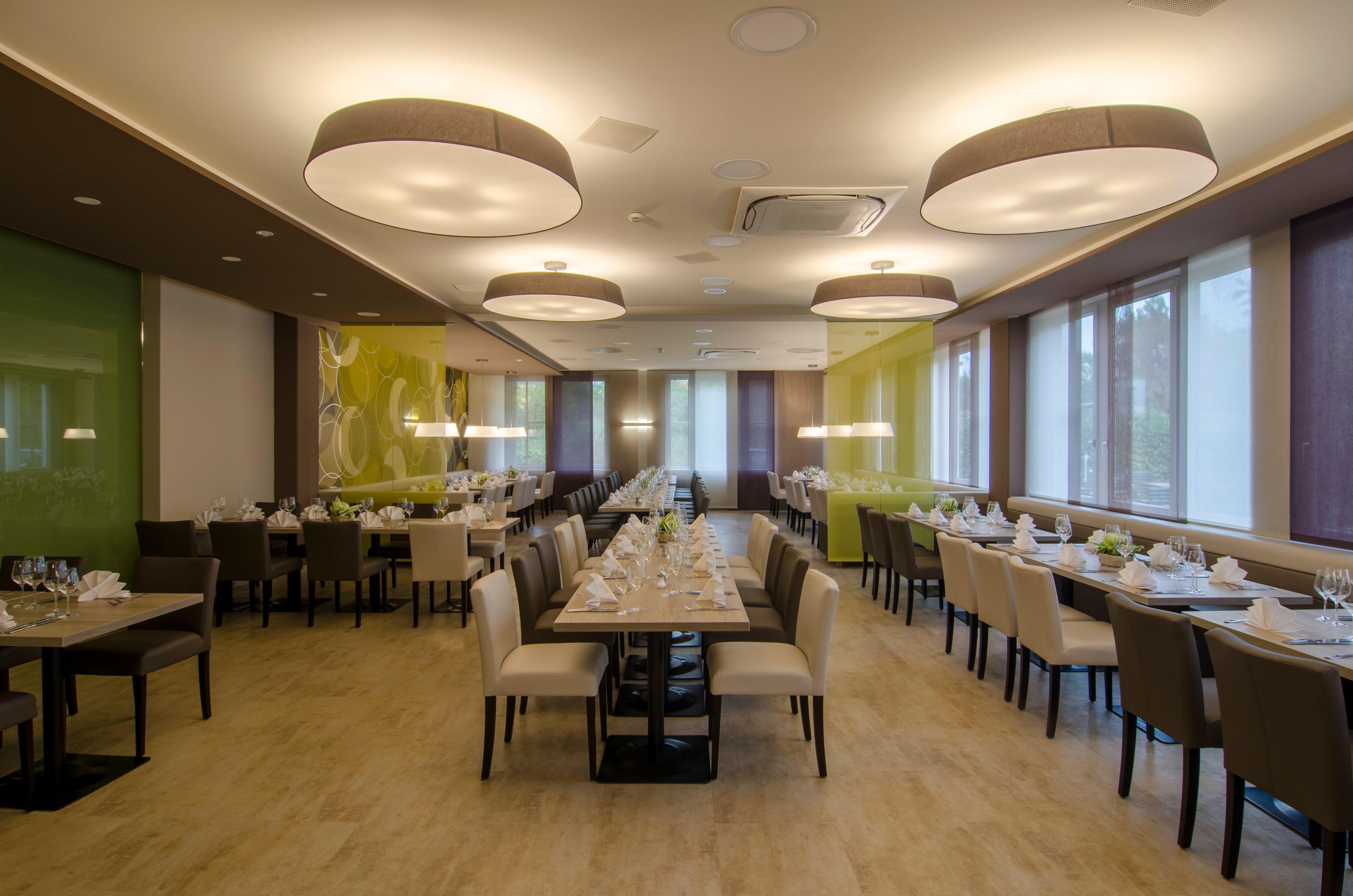 Holiday Inn Munich Unterhaching By Ihg Exteriér fotografie