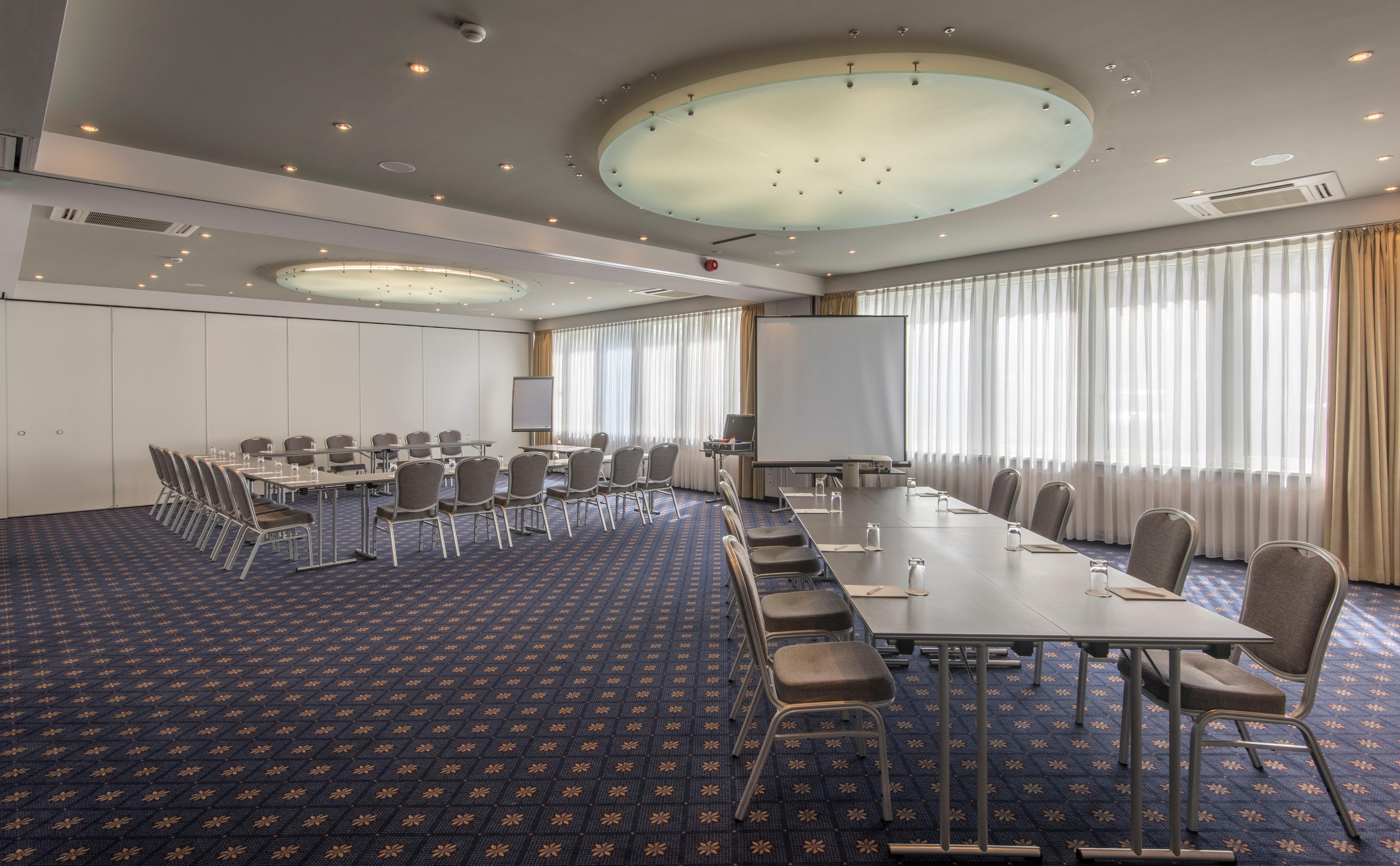 Holiday Inn Munich Unterhaching By Ihg Exteriér fotografie