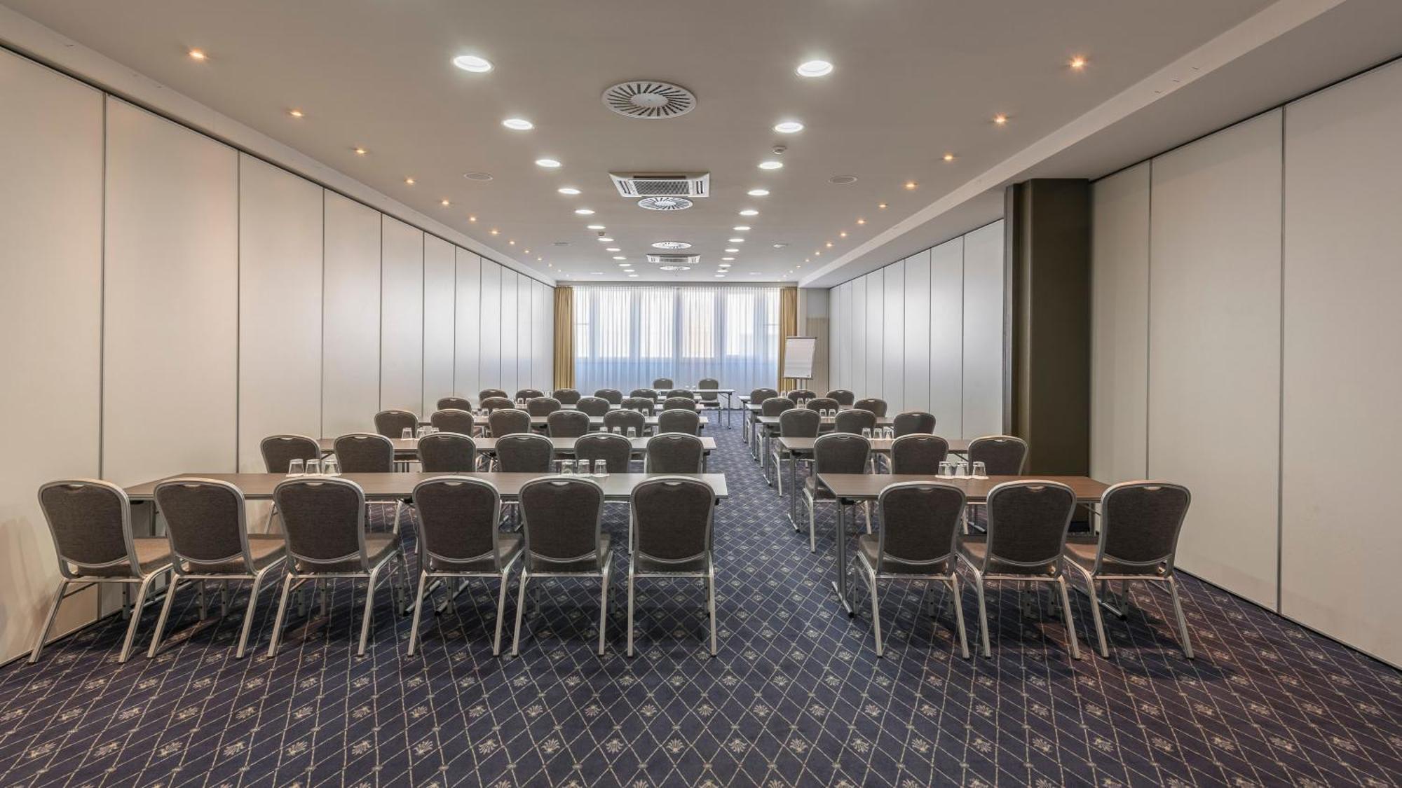Holiday Inn Munich Unterhaching By Ihg Exteriér fotografie